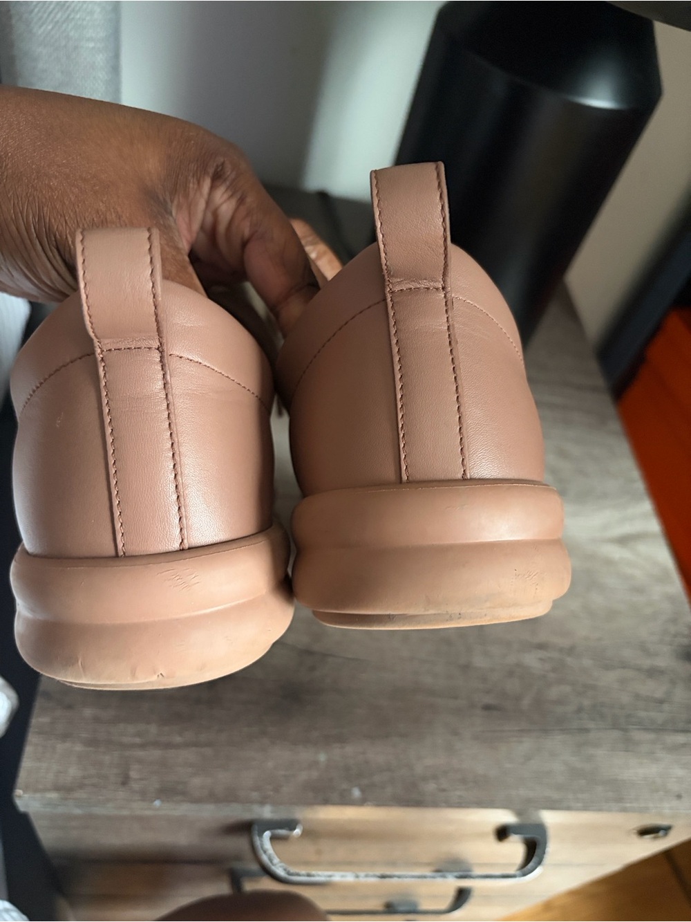 Hermes’ Happy Leather Sneakers in Dusty Pink - Picture 7 of 8